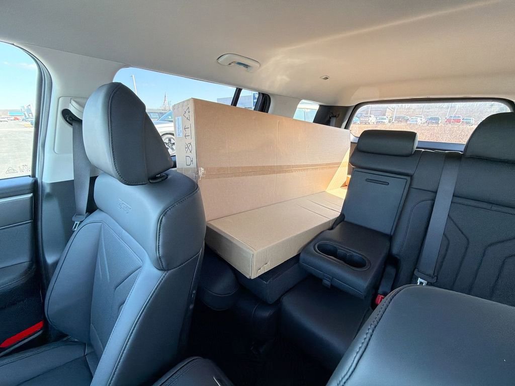 New 2026 Hyundai Santa Fe XRT image 12