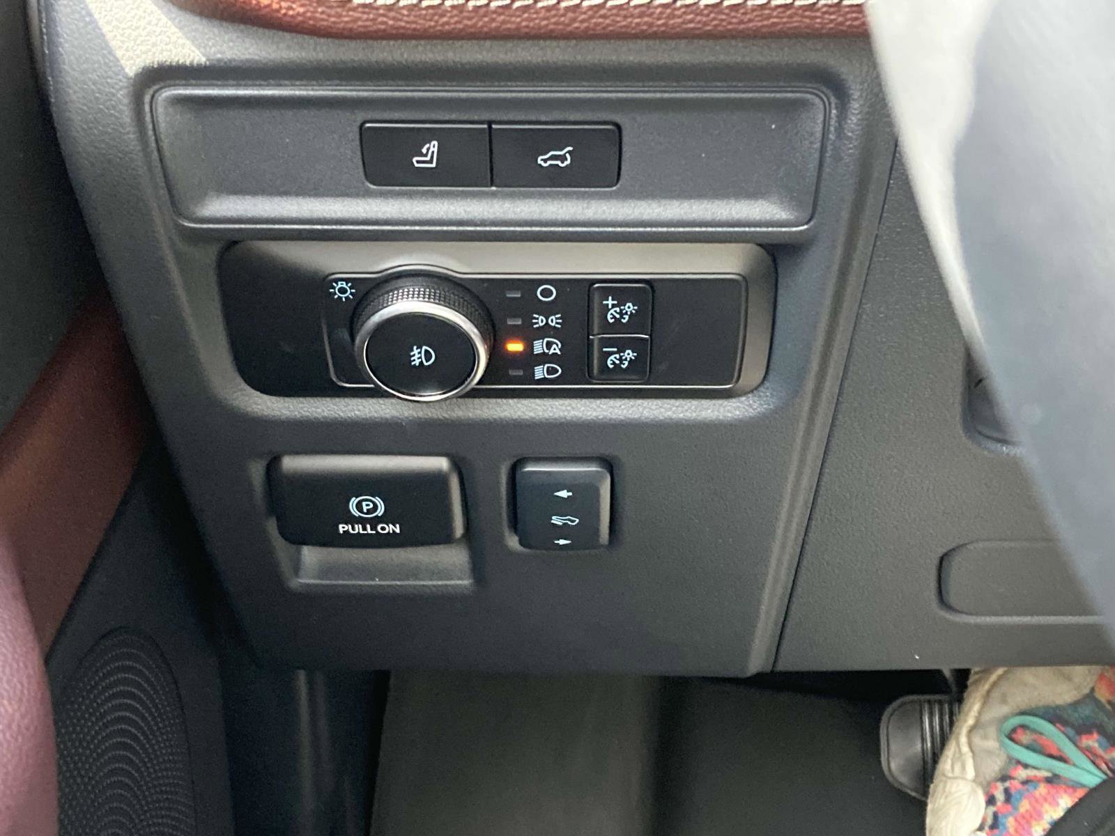 Used 2024 Ford Expedition Max Limited image 18