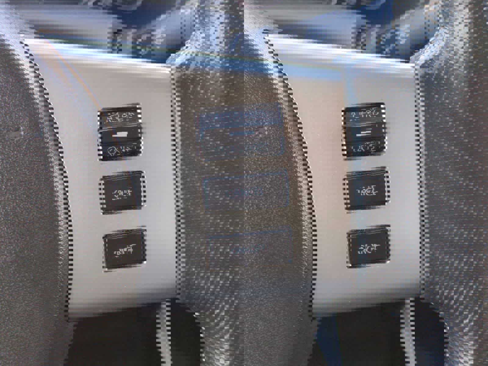 Used 2015 Nissan Xterra PRO-4X image 24