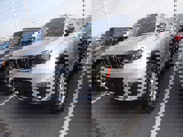 Used 2023 Jeep Grand Cherokee L Limited image 1