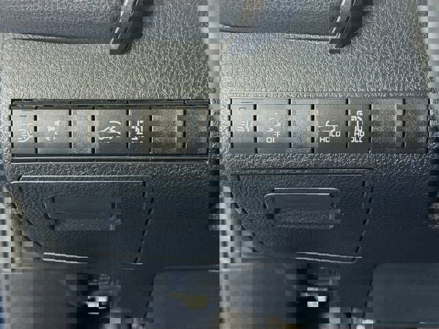 Certified 2020 Toyota Camry SE w/ Audio Package FWD image 10