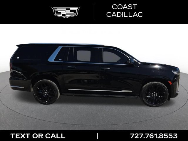 Certified 2022 Cadillac Escalade ESV Premium Luxury AWD/4WD image 4