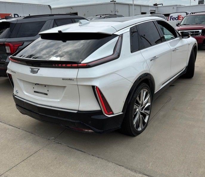 Certified 2024 Cadillac Lyriq Sport AWD/4WD image 3