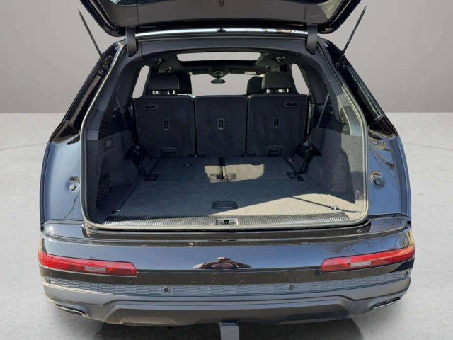 Certified 2025 Audi Q7 3.0T Prestige w/ Prestige Package image 33