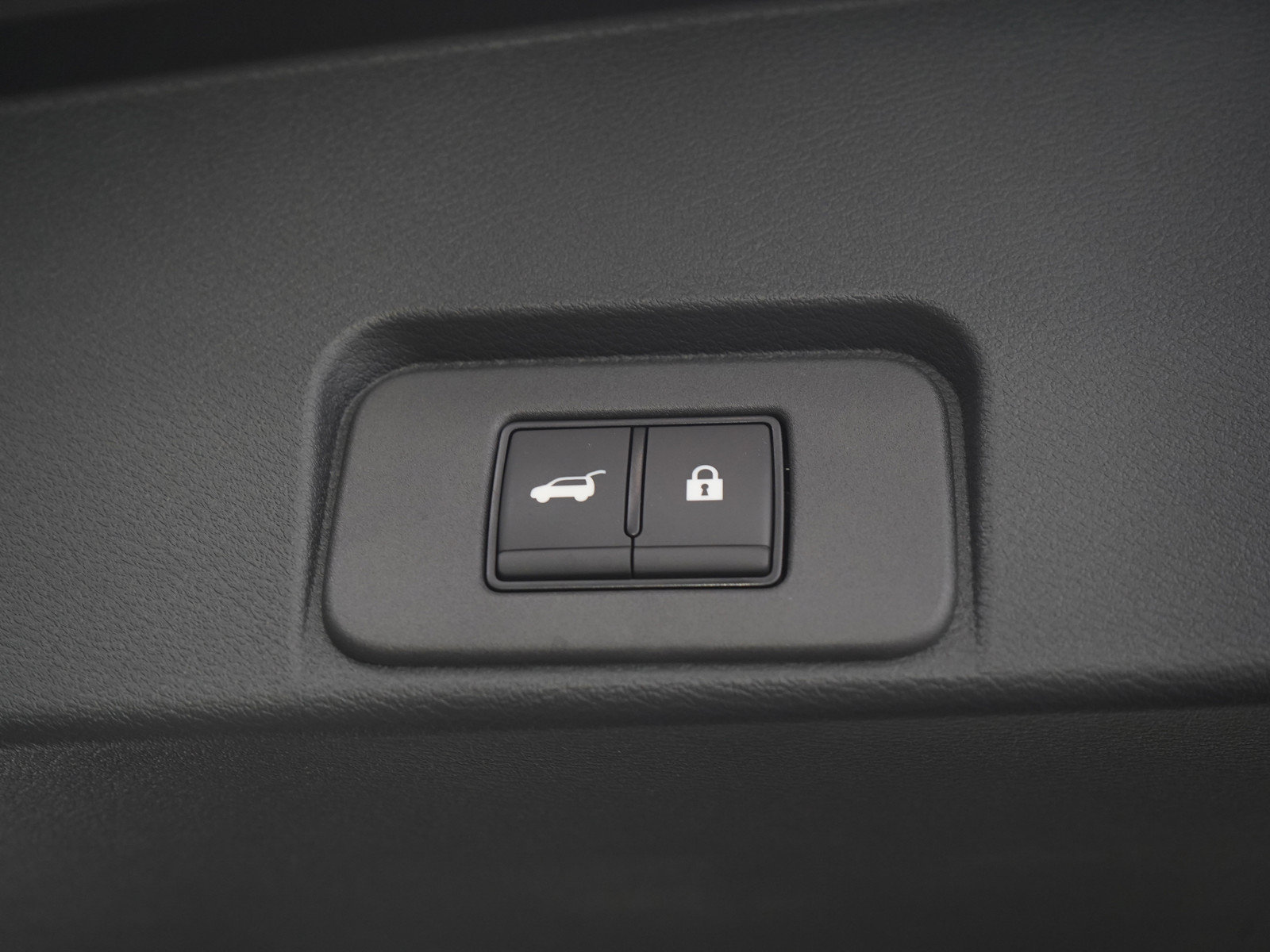 Certified 2026 Nissan Rogue Dark Armor AWD/4WD image 11