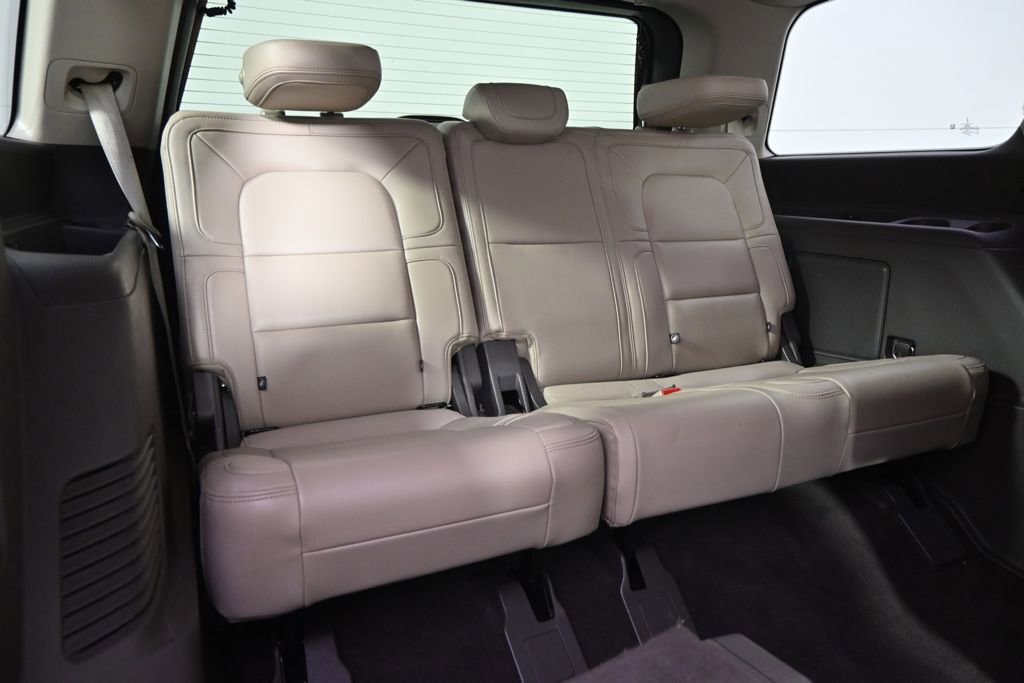 Certified 2023 Lincoln Navigator Reserve w/ Monochromatic Package image 19