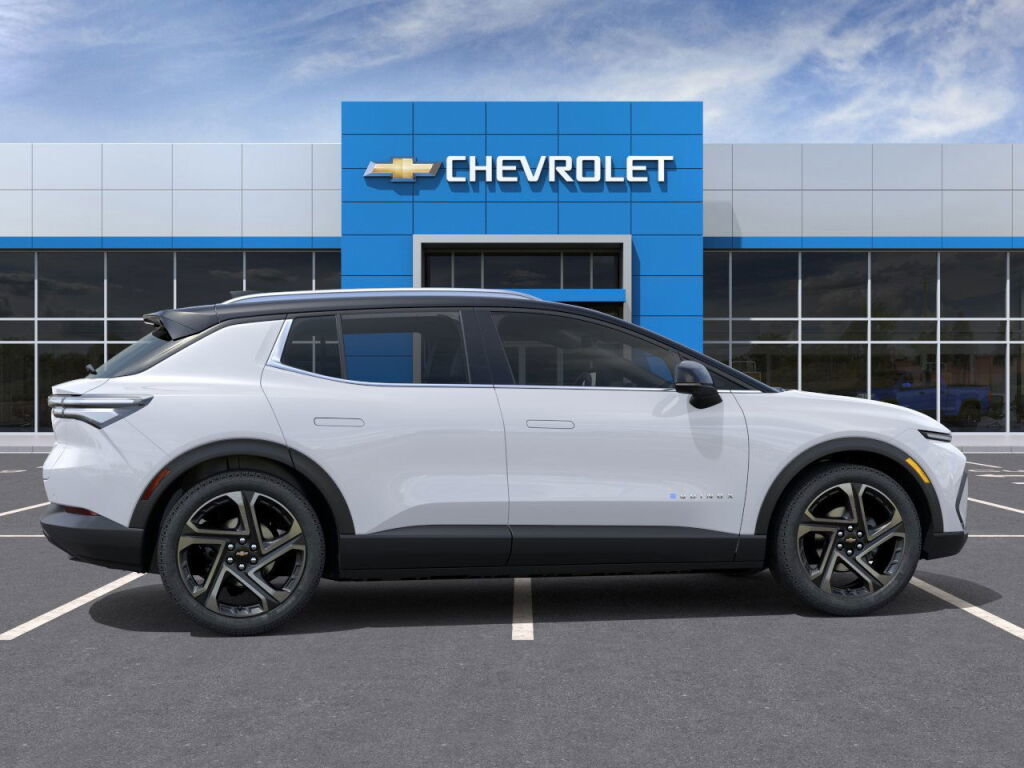 New 2026 Chevrolet Equinox EV LT image 6