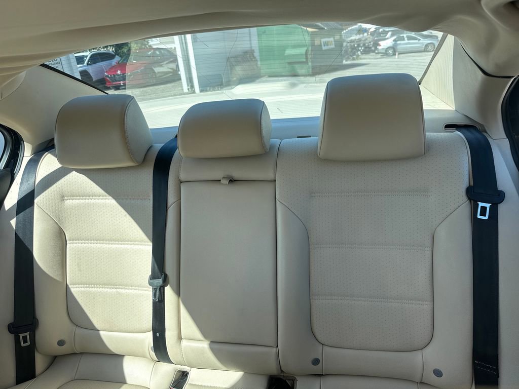 Used 2014 Volkswagen Jetta TDI FWD image 15