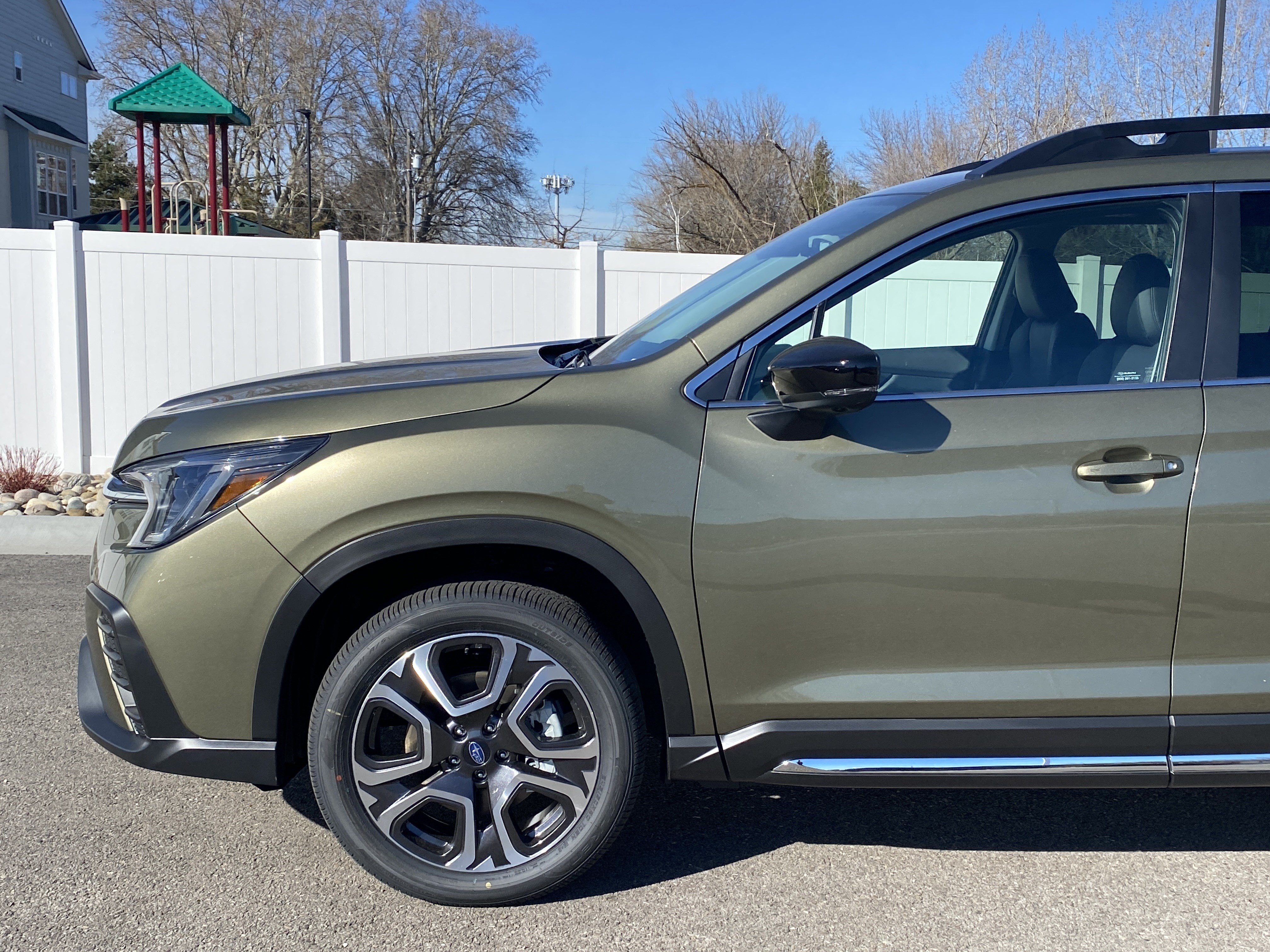 New 2026 Subaru Ascent Limited w/ Popular Package #2 AWD/4WD image 2