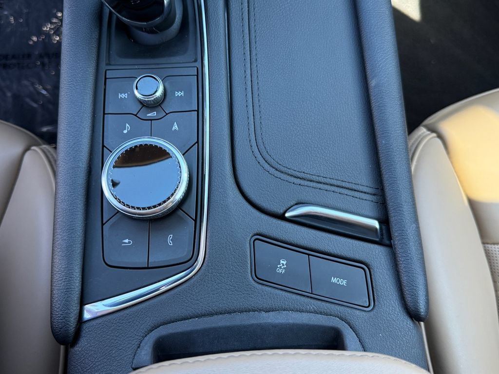 Used 2024 Cadillac XT6 Premium Luxury w/ Platinum Package FWD image 22