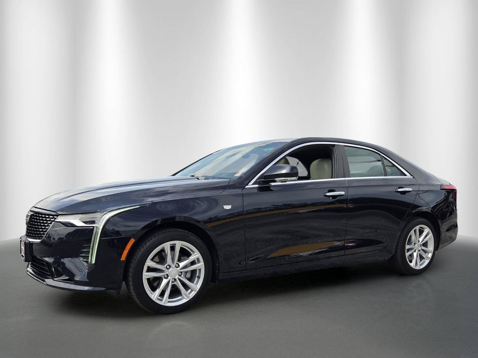 Used 2021 Cadillac CT4 Luxury w/ Sun And Sound Package AWD/4WD image 3