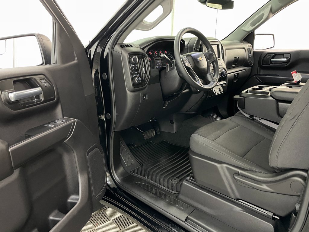 Used 2025 Chevrolet Silverado 1500 W/T w/ WT Value Package image 18