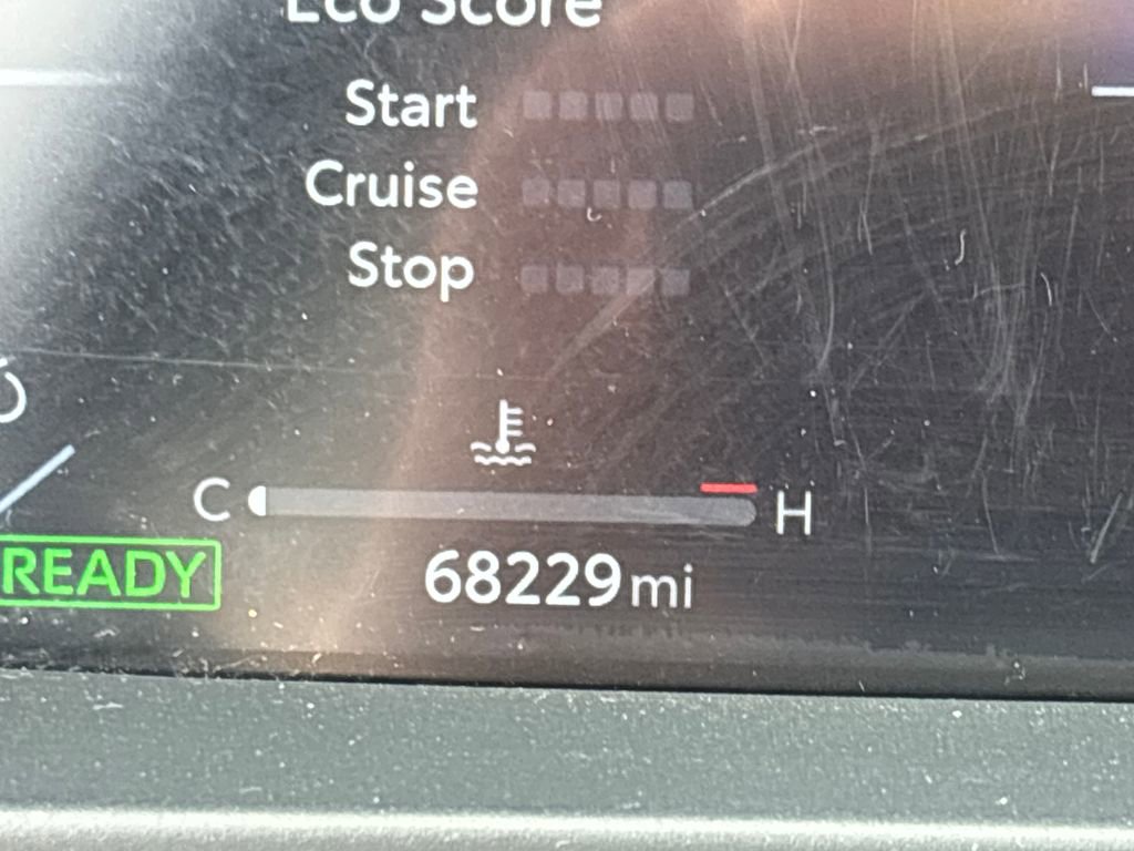 Used 2023 Toyota Crown Limited image 35