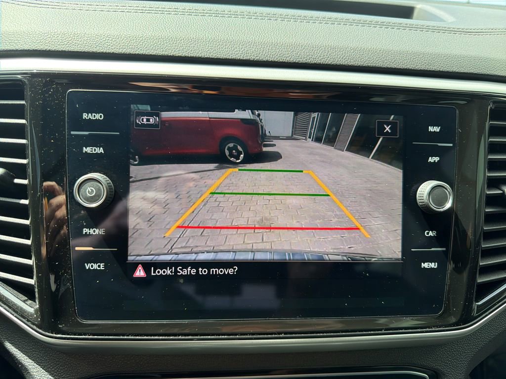 Certified 2023 Volkswagen Atlas SEL R-Line image 22