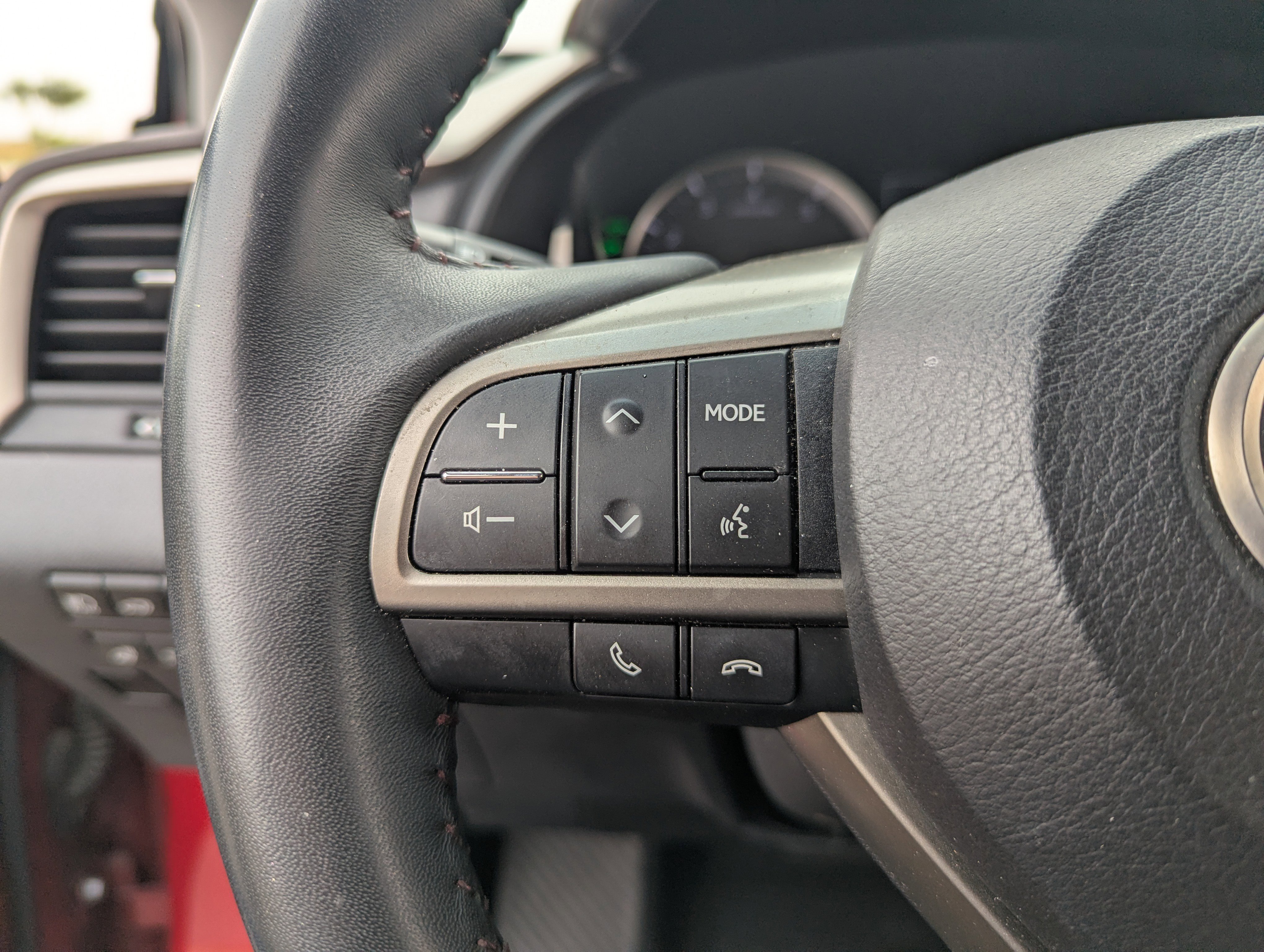 Used 2018 Lexus RX 350 AWD w/ Premium Package image 29