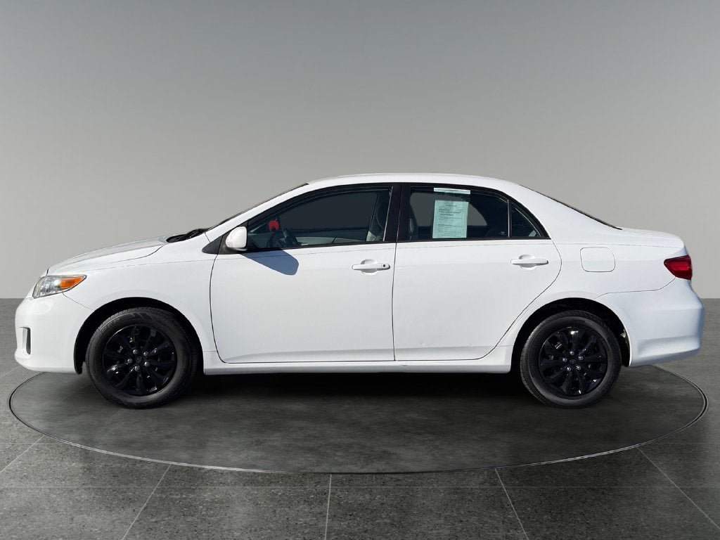 Used 2011 Toyota Corolla LE FWD image 5
