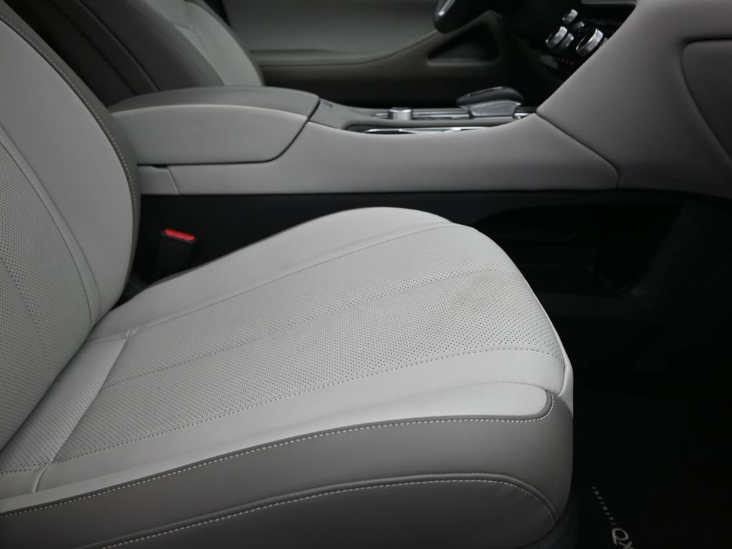 Used 2026 INFINITI QX60 Pure w/ Cargo Package image 27