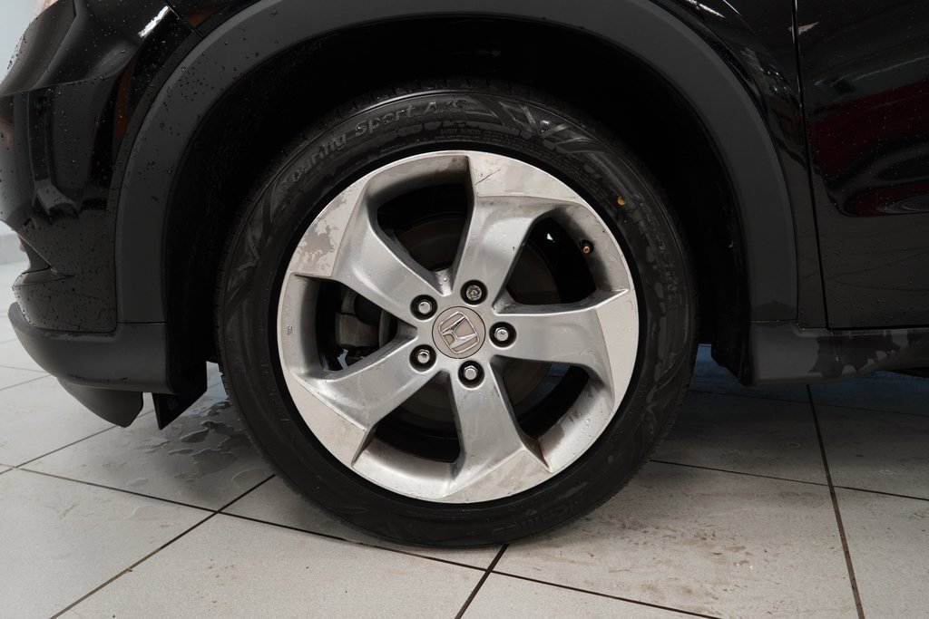 Used 2017 Honda HR-V LX image 15