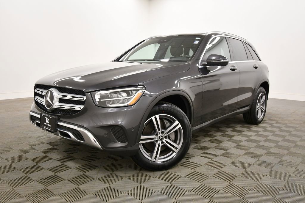 Used 2022 Mercedes-Benz GLC 300 4MATIC image 2