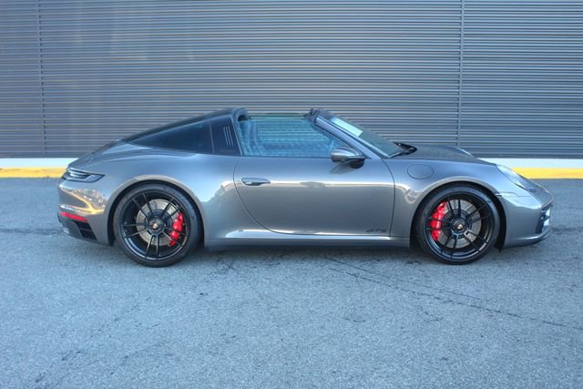Used 2024 Porsche 911 Targa 4 GTS image 9