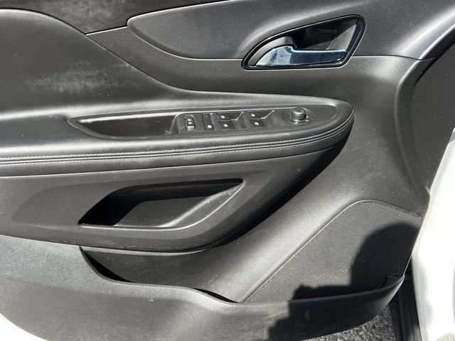 Used 2020 Buick Encore Preferred image 16