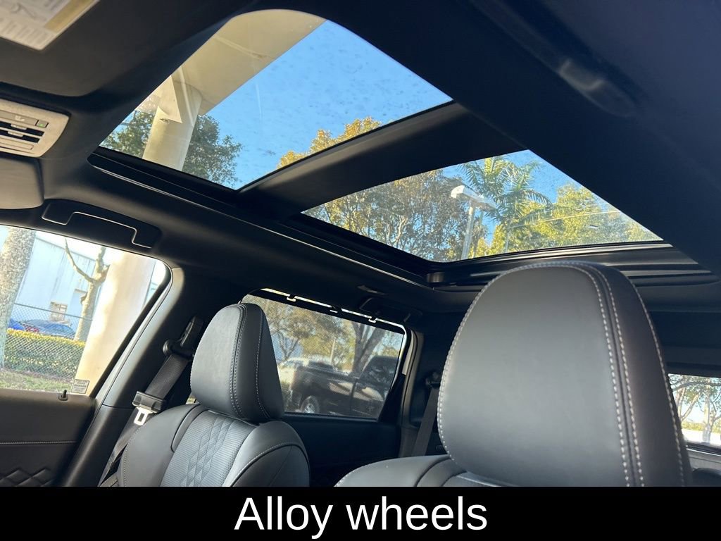 New 2025 Mitsubishi Outlander SEL Black Edition image 18