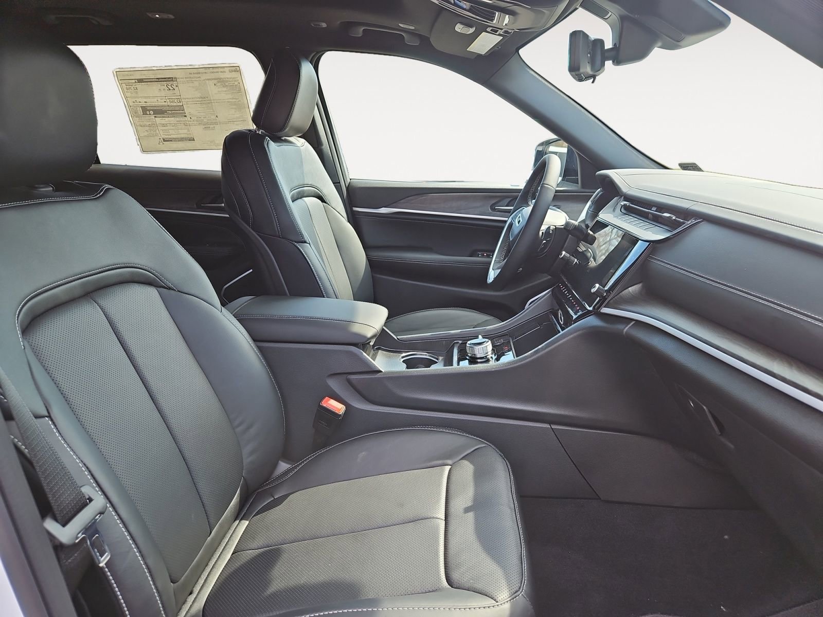 New 2026 Jeep Grand Cherokee L Limited image 15