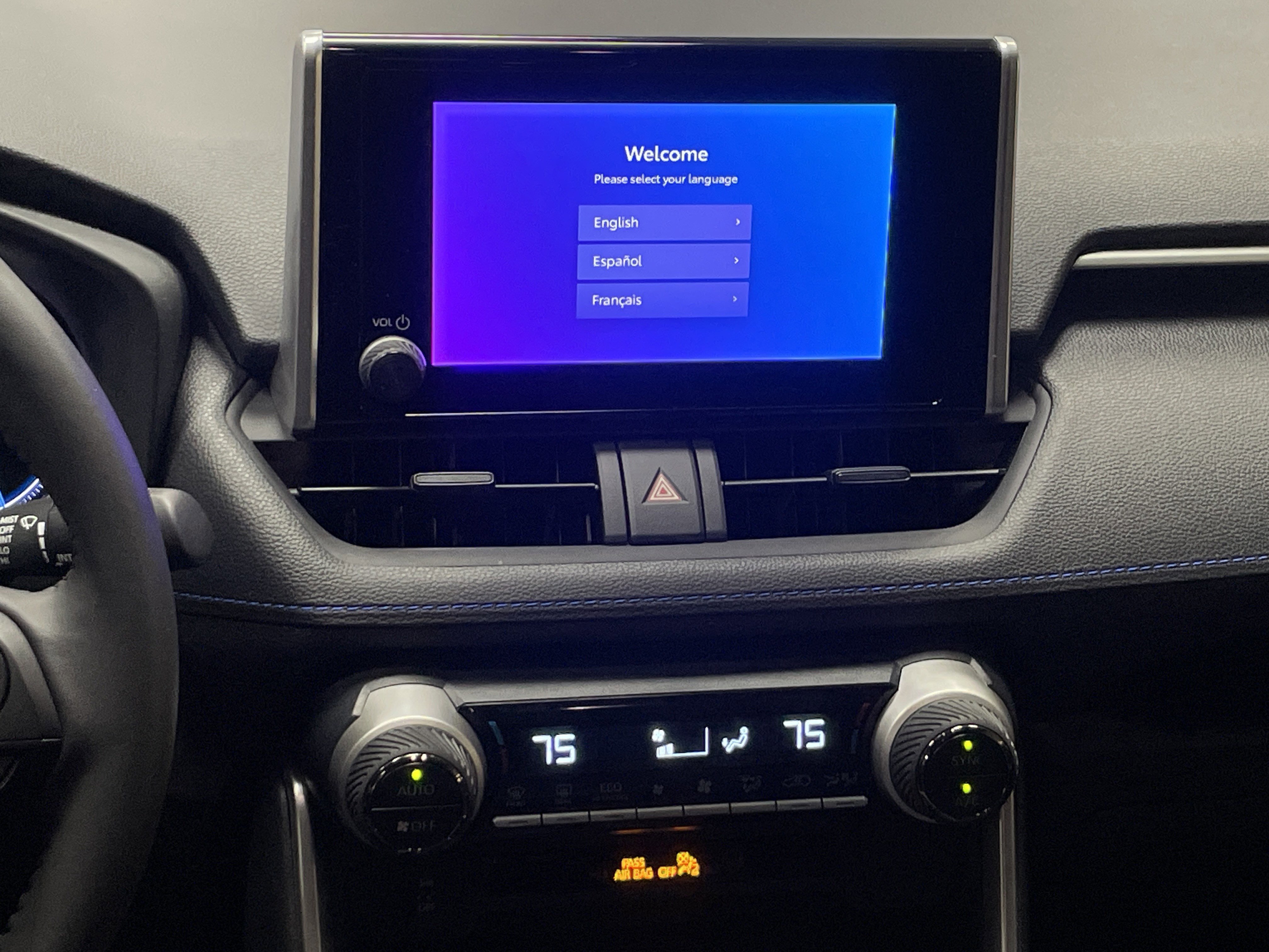 Certified 2025 Toyota RAV4 SE image 31