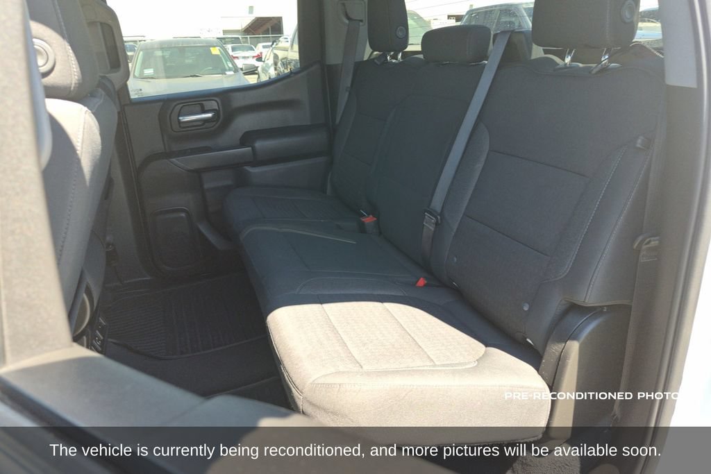 Used 2022 Chevrolet Silverado 1500 LT RWD image 12