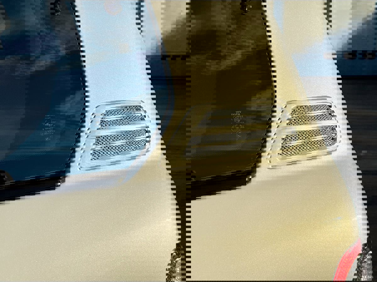 Used 2000 Lexus LX 470 4WD image 37