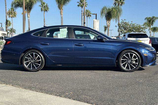 Certified 2021 Hyundai Sonata Limited w/ Cargo Package FWD image 3