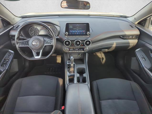 Used 2025 Nissan Sentra SR FWD image 17
