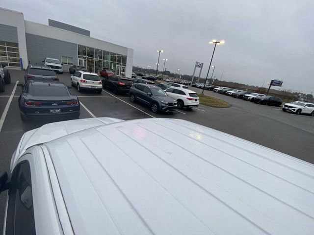 Used 2022 Ford F150 XLT w/ Equipment Group 302A High image 5