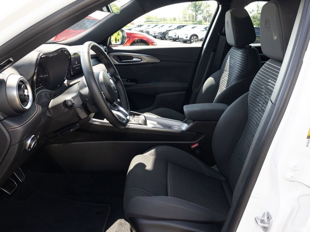 Used 2025 Alfa Romeo Tonale w/ Active Assist Package AWD/4WD image 22