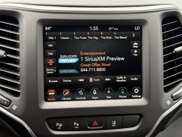 Certified 2023 Jeep Cherokee Altitude Lux AWD/4WD image 11