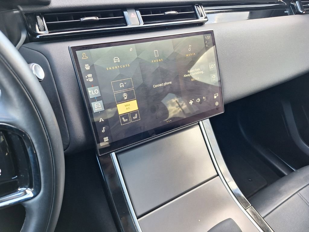 Used 2025 Land Rover Range Rover Velar Dynamic SE image 13