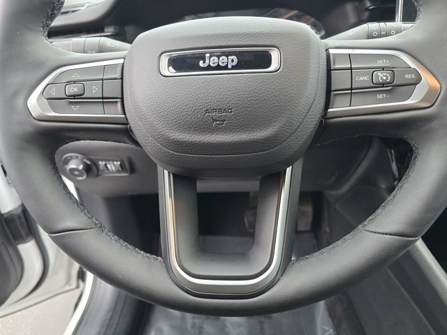 Used 2024 Jeep Compass Latitude w/ Convenience Group image 36