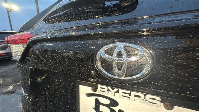 Used 2023 Toyota RAV4 LE image 32