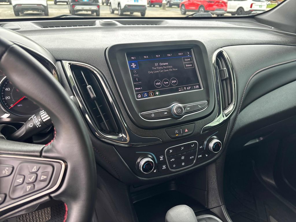 Used 2024 Chevrolet Equinox RS AWD/4WD image 16