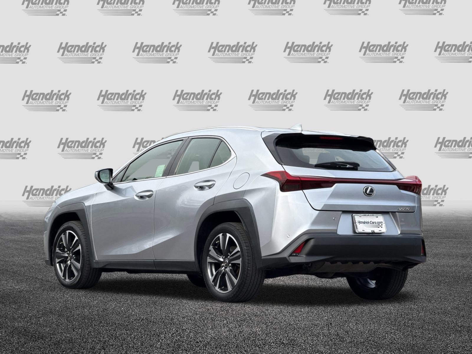 Certified 2024 Lexus UX 250h FWD image 7
