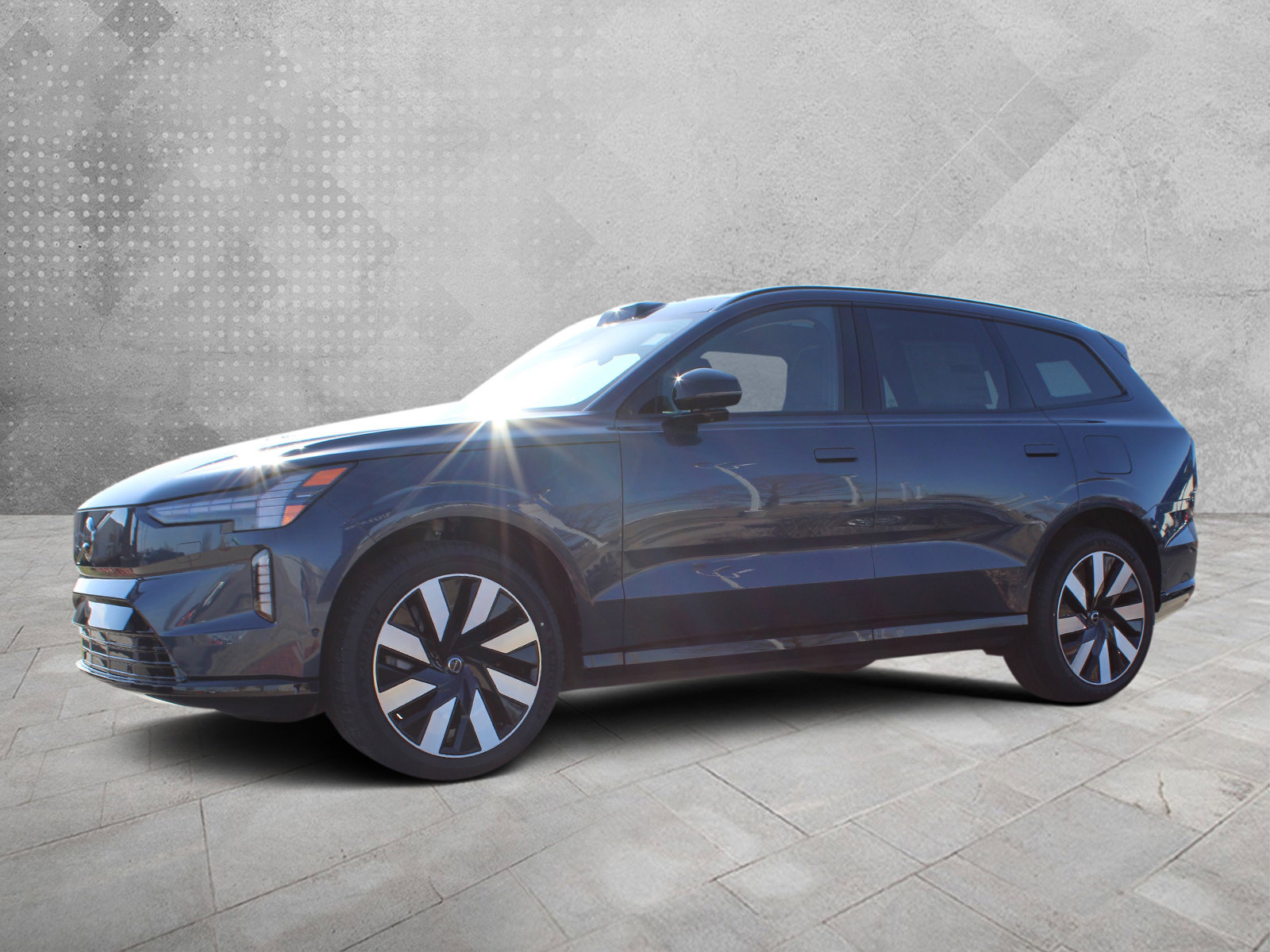 New 2025 Volvo EX90 Ultra image 2