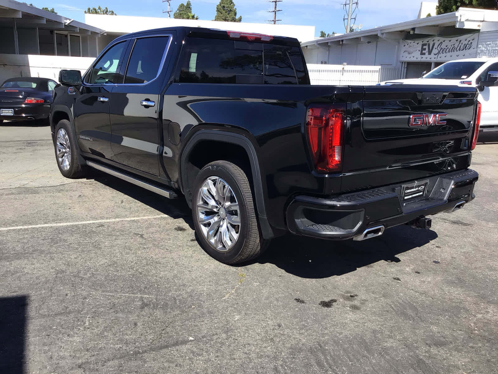 Used 2026 GMC Sierra 1500 Denali w/ Denali Reserve Package image 3