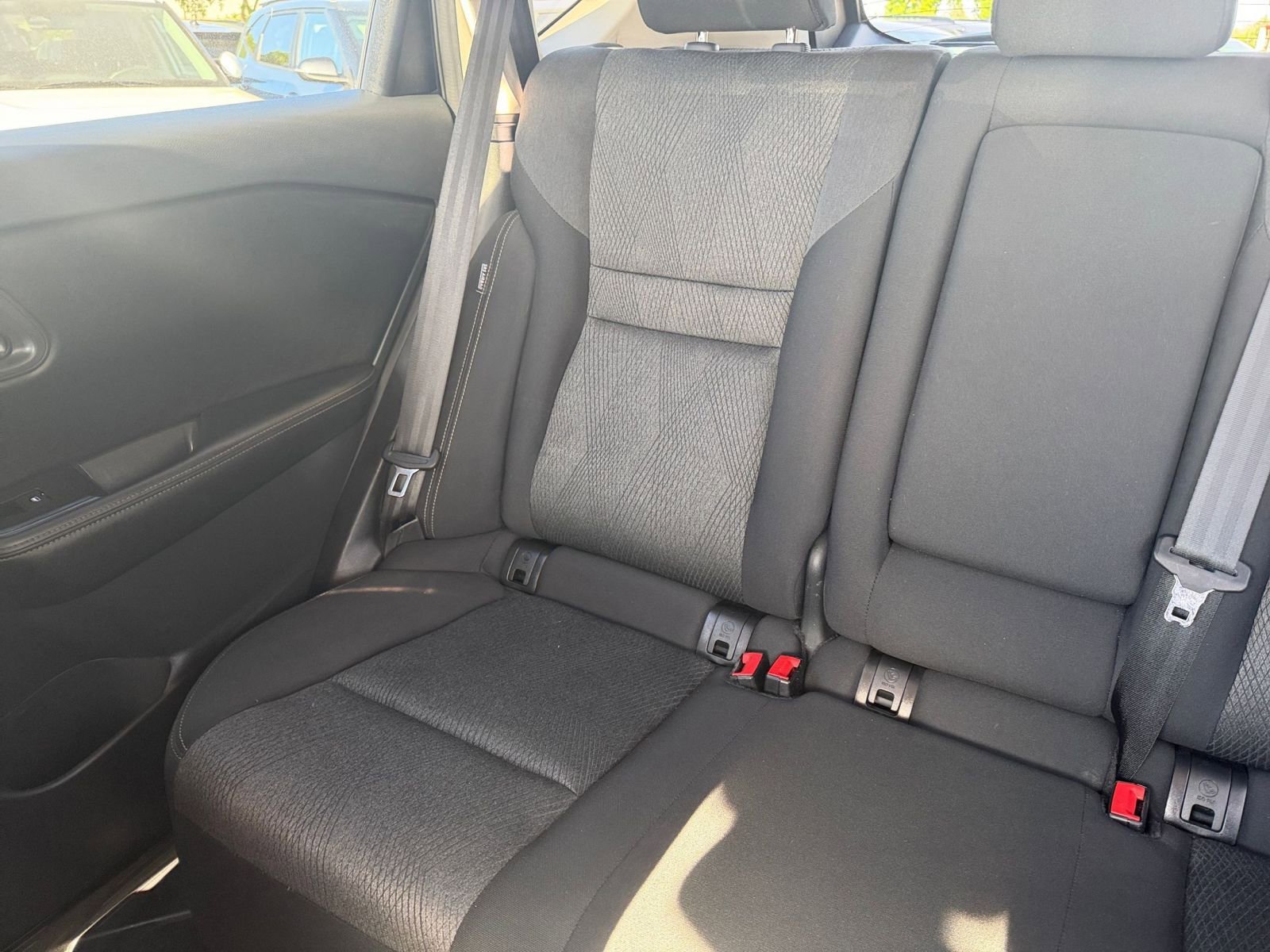 Used 2025 Nissan Rogue SV image 41