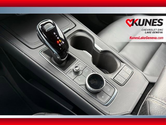 Used 2025 Cadillac XT4 Premium Luxury image 28