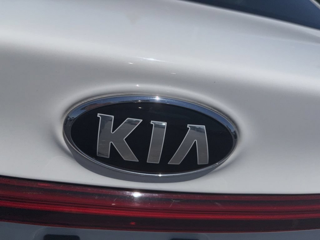 Used 2020 Kia Forte LXS FWD image 19