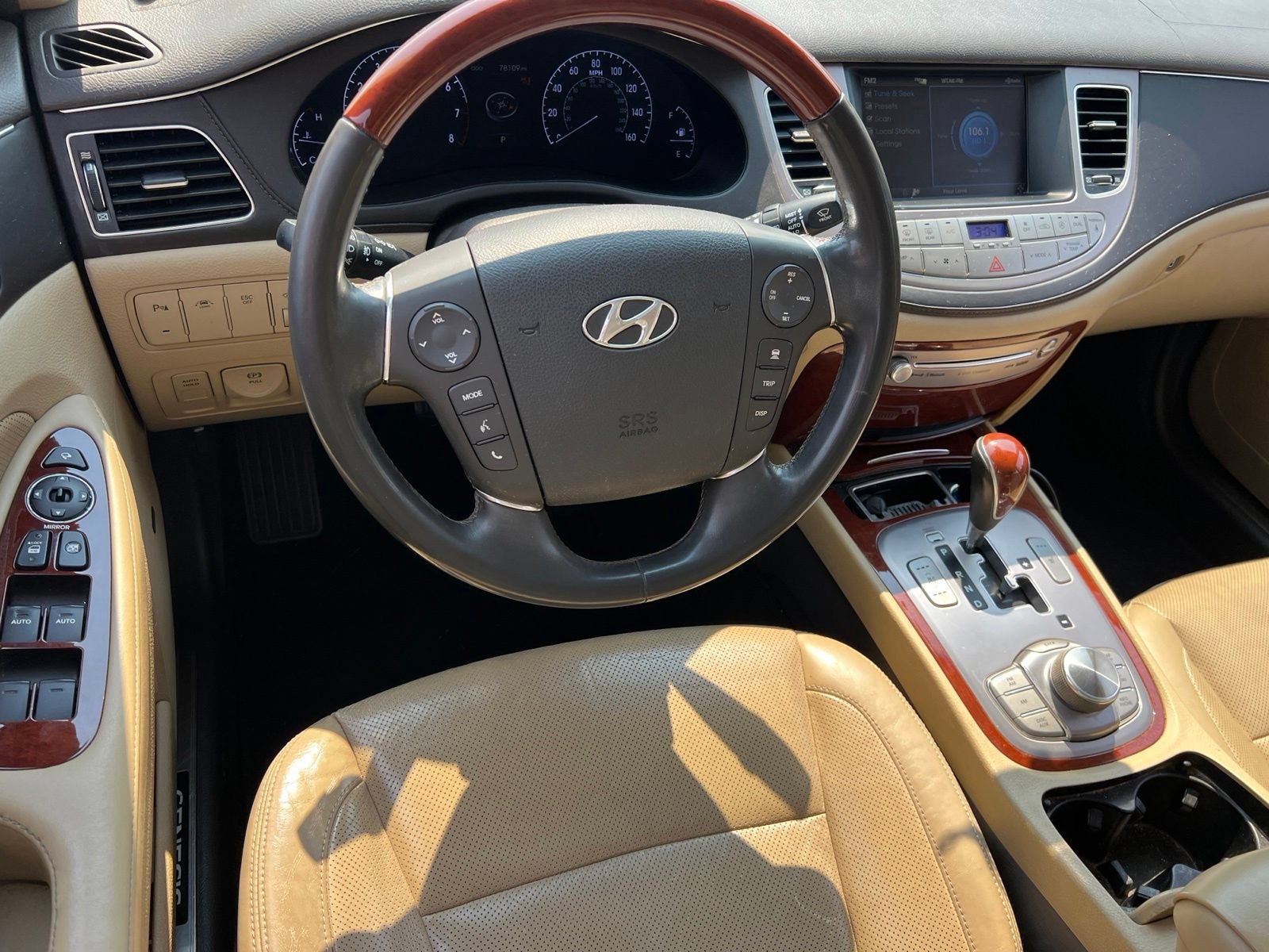 Used 2012 Hyundai Genesis 4.6 RWD image 41