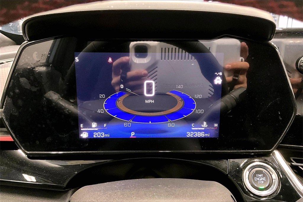 Used 2024 Chevrolet Trax RS image 19