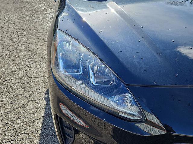 Used 2020 Ford Escape SE image 28