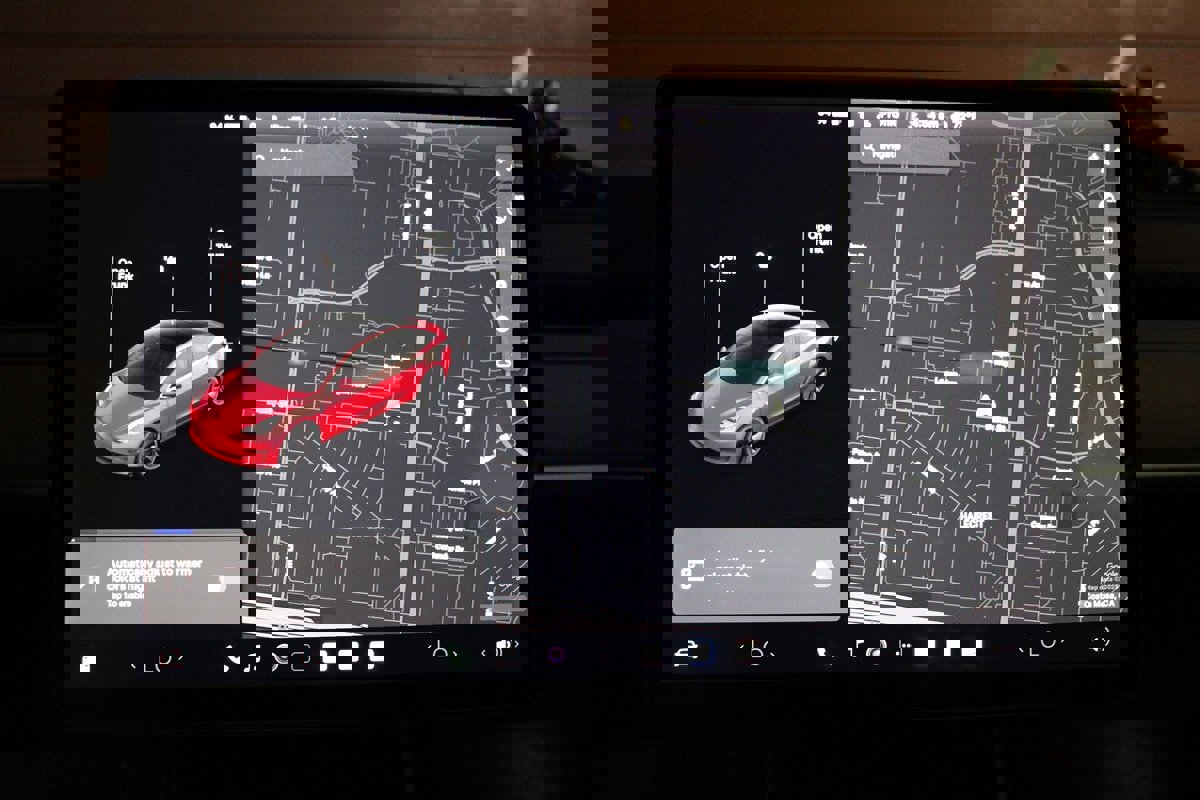 Used 2020 Tesla Model 3 Long Range image 11