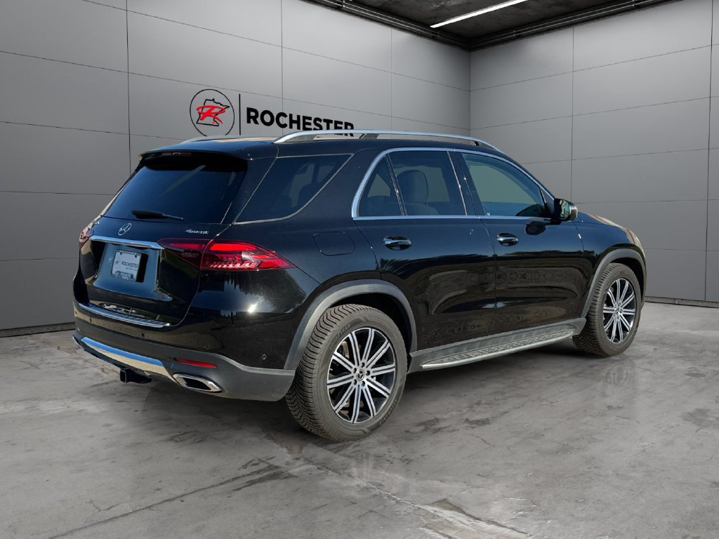 Used 2024 Mercedes-Benz GLE 450e 4MATIC image 5